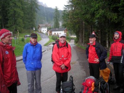 020-Voellig durchnaesst in Obereggen